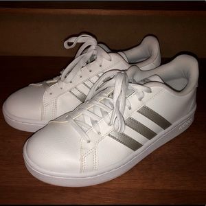 f36485 Adidas Grand Court